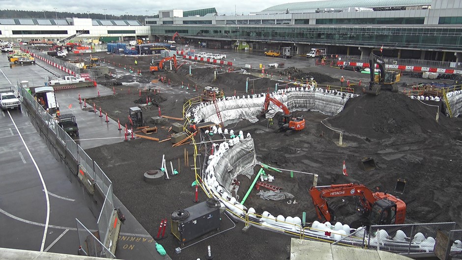 Large Soil Freeze Pit at Gate C4 - 12-15-20