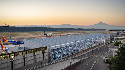 Portland International Airport (PDX)  Terminal Balancing Concourse E Extension