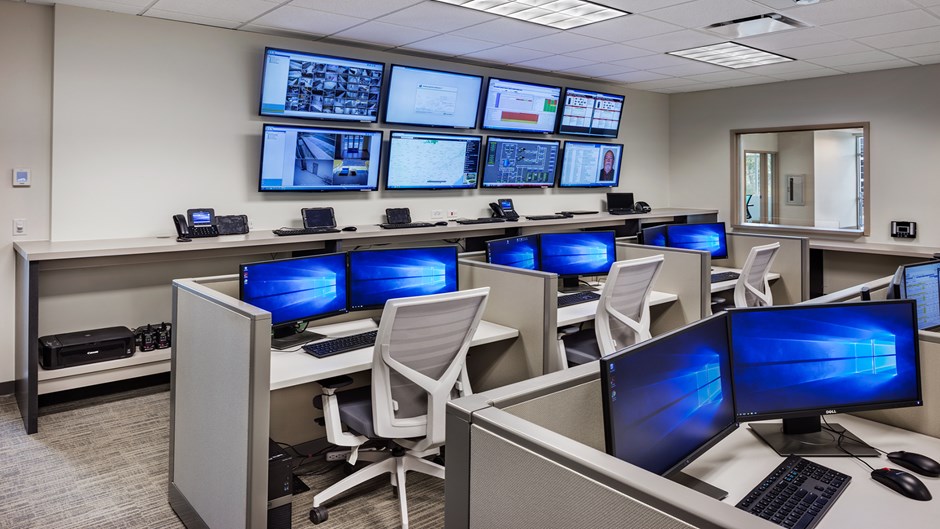 peak-10-control-room