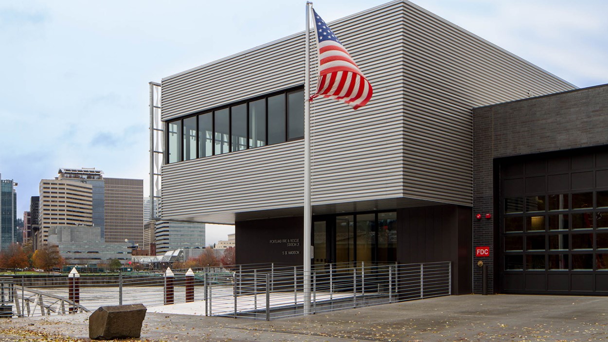 portland-fire-and-rescue-station-21