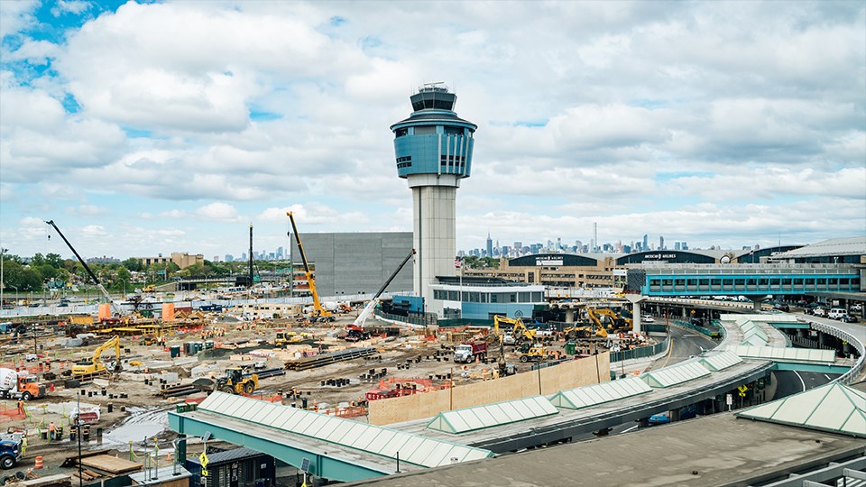 transportation-laguardia-terminal-b
