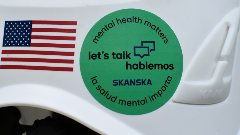 Wearing a Green Sticker signals that you are willing and able to help someone who has a mental health concern. 